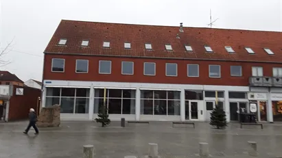 Markant Lokale på 220 m2, Butik, Kontor, Restaurant i "Banken"