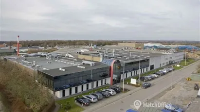 Stor produktions/lagerejendom udlejes Stor produktions/lagerejendom udlejes